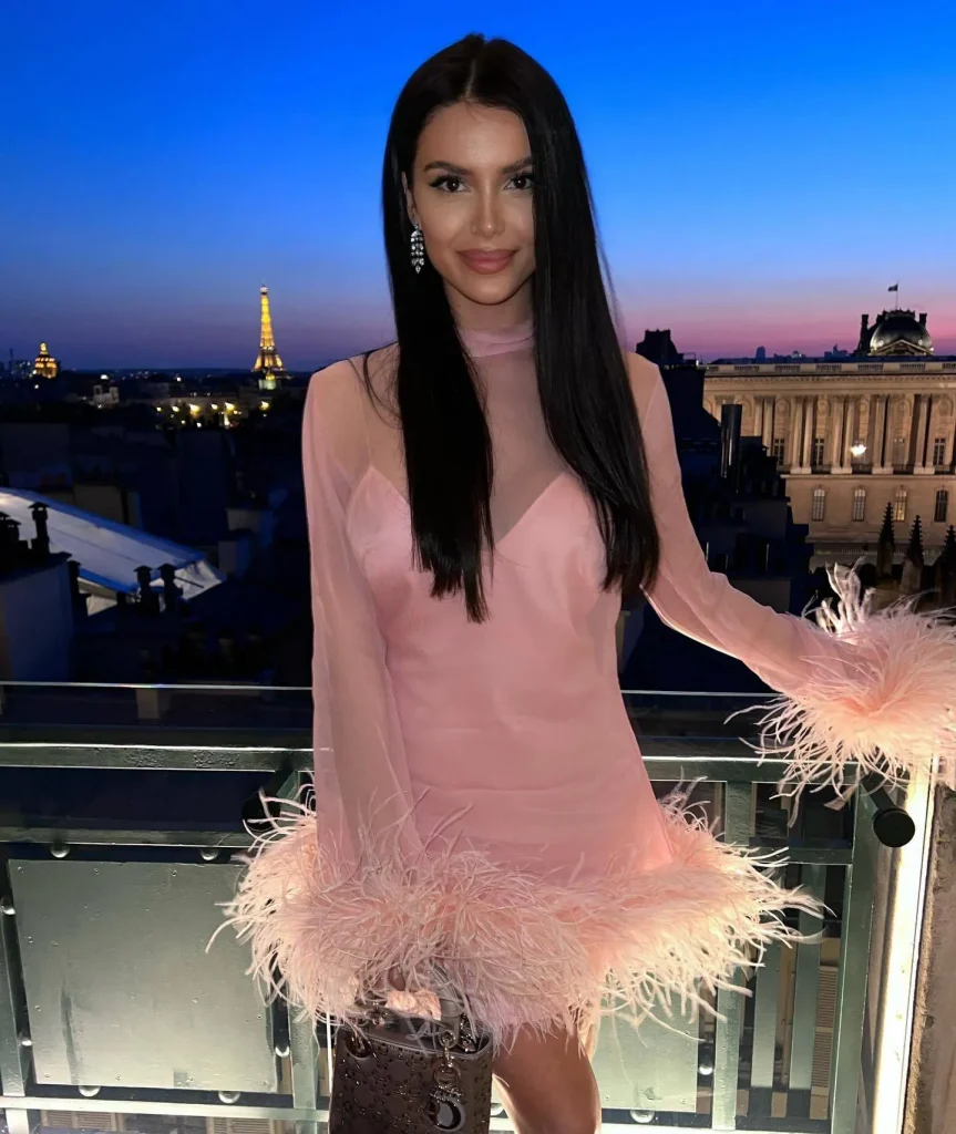 Эскортница Соня в Москве от ₽15500 | Эскорт в Москве 7-клуб